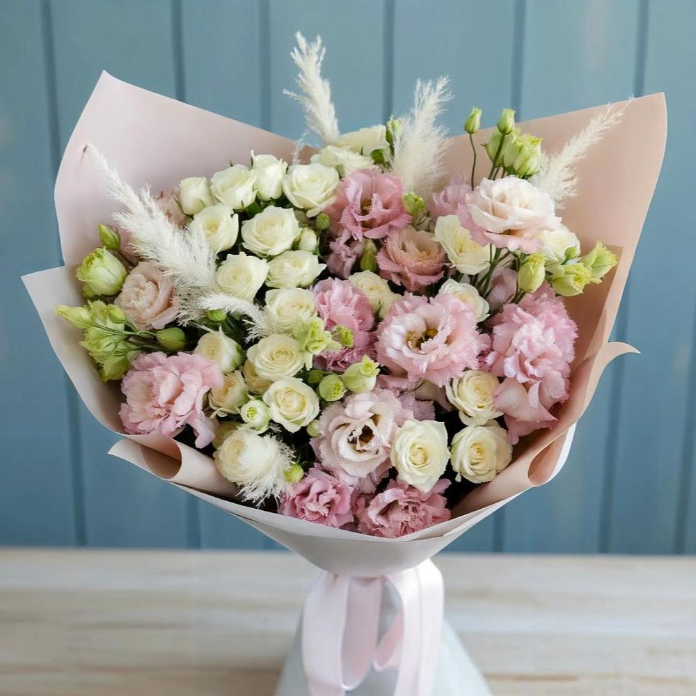 Букет цветов из: Альстромерии и Розы в Халино