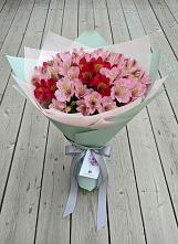 Букет цветов из:  Альстромерии #REPLACE_PRED# Халино