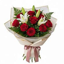 Букет цветов из:  Лилии и Розы в Халино