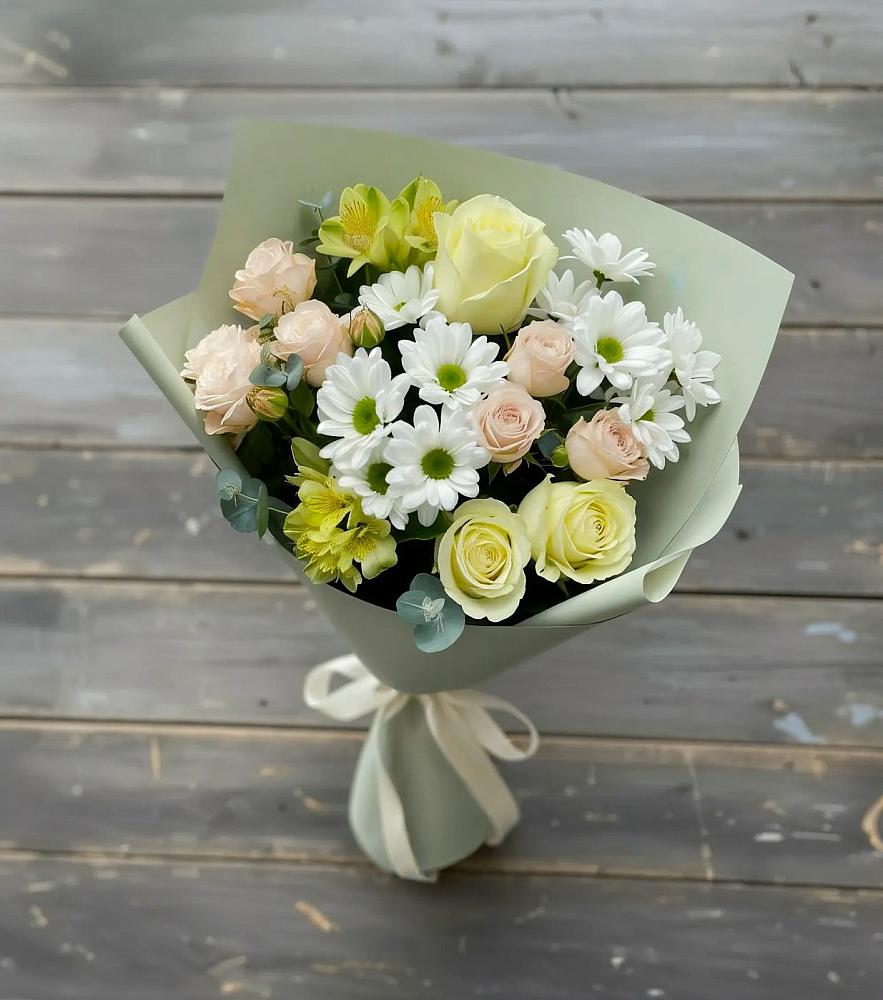 Букет цветов из: Альстромерии, Розы и Хризантемы в Халино
