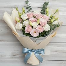 Букет цветов из:  Лизиантусы в Халино