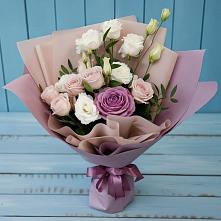 Букет цветов из:  Розы и Лизиантусы в Халино