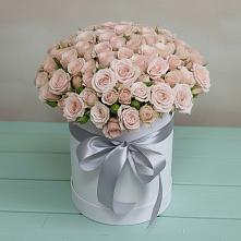 Цветочная композиция из Розы в шляпной коробке в Халино