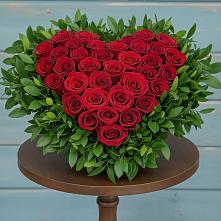 Цветочная композиция из Розы в виде сердца #REPLACE_PRED# Халино