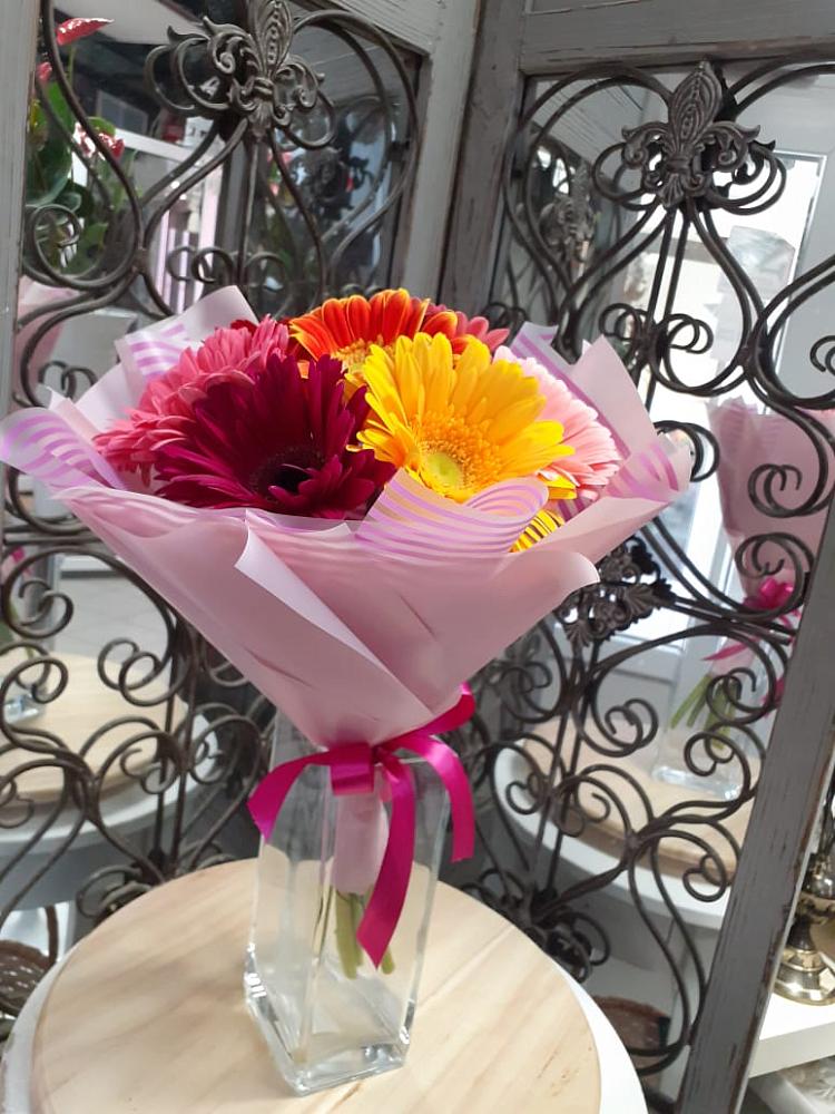 Букет цветов из: Герберы в Халино