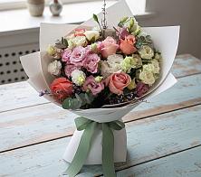 Букет цветов из:  Розы, Лизиантусы и Гвоздики #REPLACE_PRED# Халино