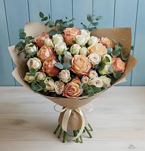 Букет цветов из:  Альстромерии и Розы #REPLACE_PRED# Халино